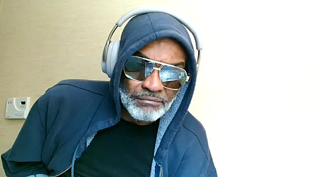 sinnernoir online show from 3, 3, 2026