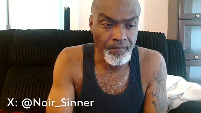 Snapshot of sinnernoir chatting on 6, 6, 2026 sinnernoir online show from 6, 6, 2026