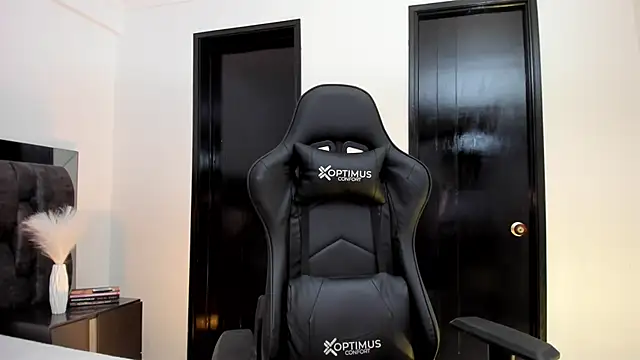 CarolHorny 1 online show from 20, 1, 2025