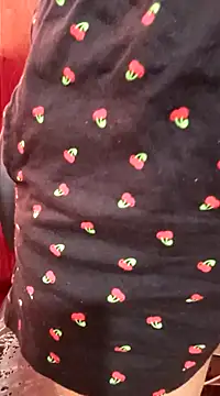 Snapshot of cute-neha70 chatting on 5, 2, 2025 cute-neha70 online show from 5, 2, 2025