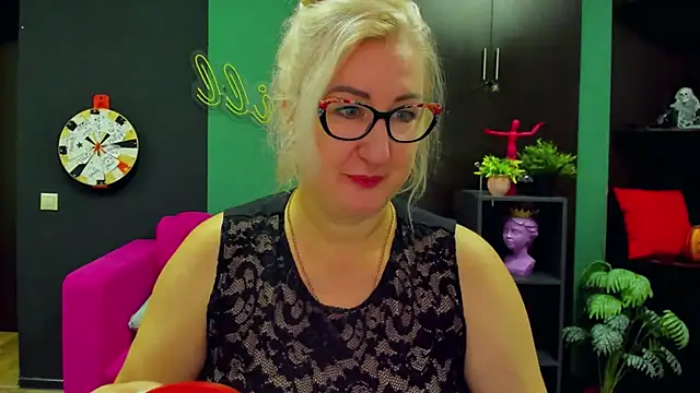 ChristyBrooks online show from 7, 2, 2025