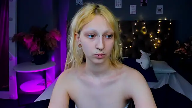 Lexy-Woorhez online show from 24, 2, 2025