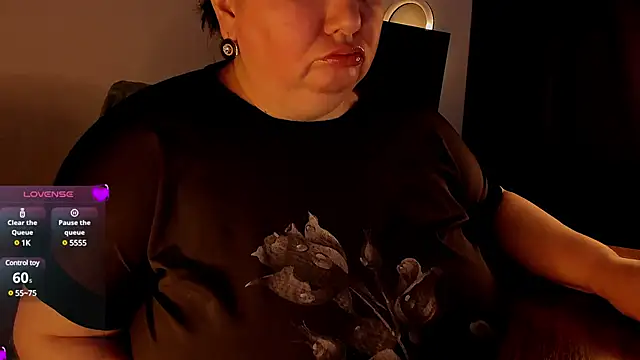 SexxyDreams1 online show from 4, 3, 2025