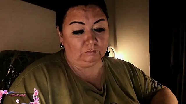 SexxyDreams1 online show from 10, 9, 2025