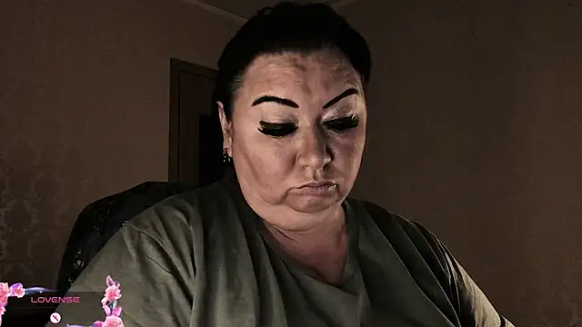 SexxyDreams1 online show from 20, 12, 2025