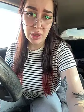 VikiDemi online show from 7, 3, 2025