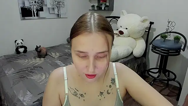 LinaTruly online show from 17, 3, 2025