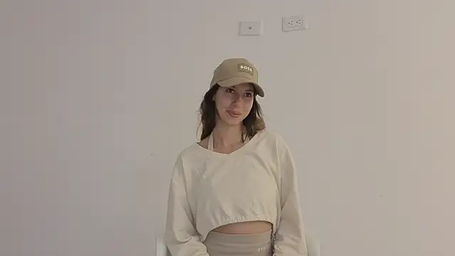 Snapshot of jolie_lov chatting on 7, 11, 2025 jolie lov online show from 7, 11, 2025