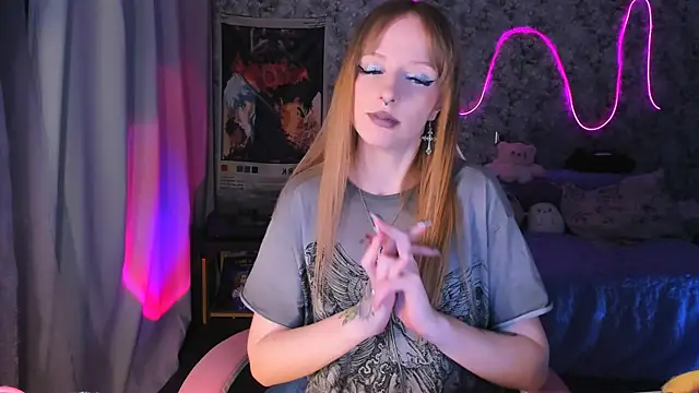 Snapshot of Inma_Lewdness chatting on 23, 2, 2025 Inma Lewdness online show from 23, 2, 2025