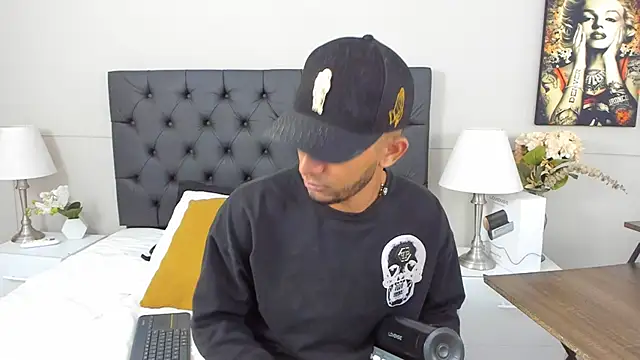 Robin Rief online show from 25, 2, 2025