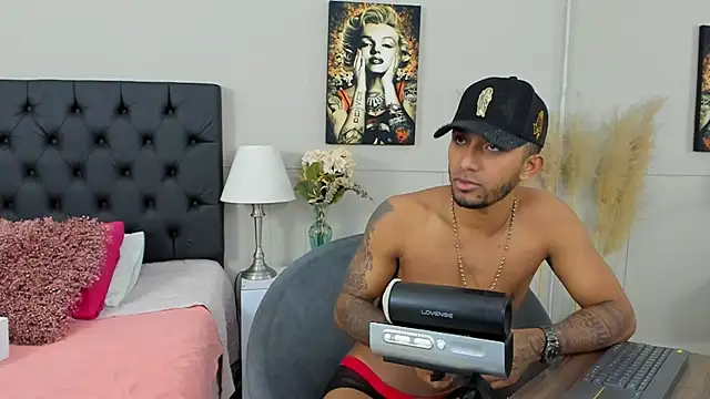 Robin Rief online show from 2, 3, 2025