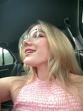NicoleCut online show from 9, 5, 2026