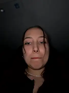 VelvetVixenI online show from 7, 2, 2026