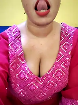 Haniya-143 online show from 18, 9, 2025