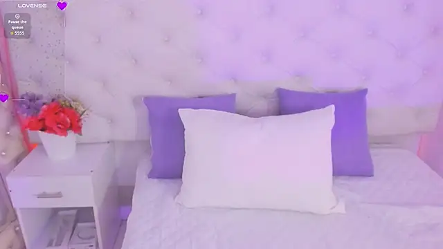 anchela-garcia1 online show from 18, 11, 2025