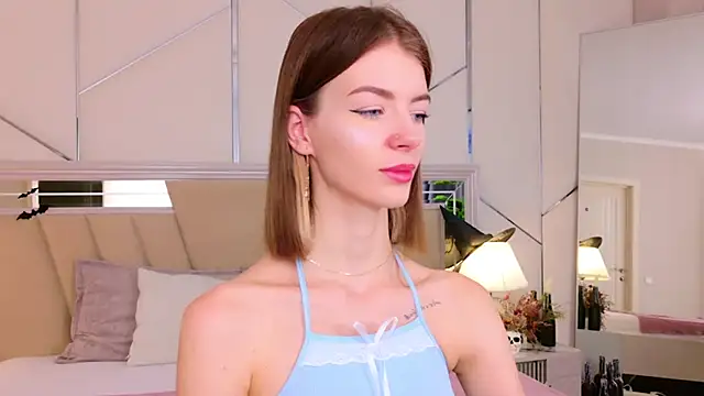 MeganMour online show from 4, 11, 2025