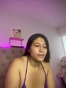 Snapshot of mariana_21x chatting on 4, 2, 2025 mariana 21x online show from 4, 2, 2025