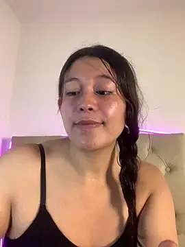 Snapshot of mariana_21x chatting on 8, 3, 2025 mariana 21x online show from 8, 3, 2025