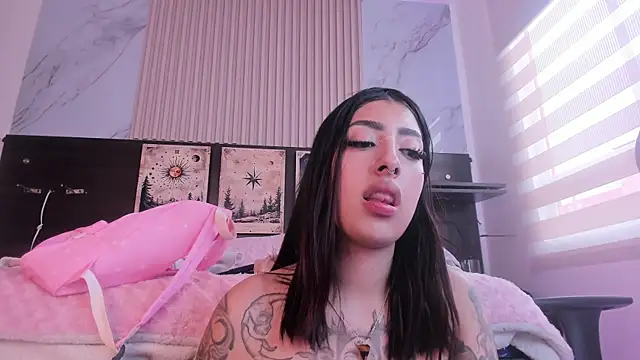 misscheelsee online show from 5, 2, 2025