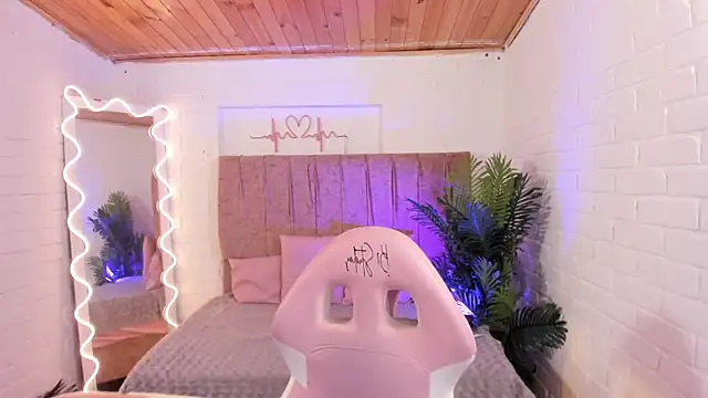 penelope tay1 online show from 19, 3, 2025