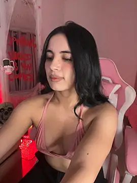 Snapshot of Emily-14 chatting on 23, 10, 2025 Emily-14 online show from 23, 10, 2025
