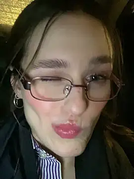 Mia Mia M online show from 26, 2, 2026