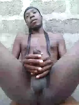 Snapshot of GOLDEN_HQUR chatting on 12, 1, 2025 GOLDEN HQUR online show from 12, 1, 2025