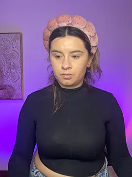 Snapshot of SaraBraun_ chatting on 18, 7, 2026 SaraBraun online show from 18, 7, 2026