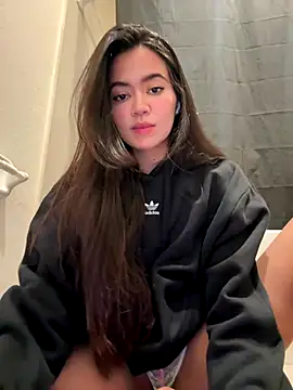 Snapshot of xsweetv chatting on 30, 11, 2025 xsweetv online show from 30, 11, 2025