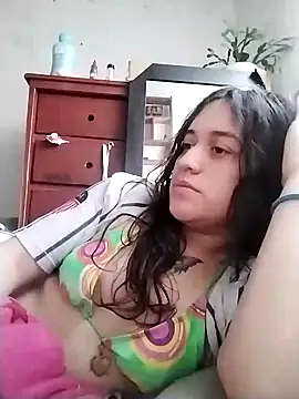 Yaz Moon online show from 5, 2, 2025