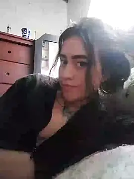 Yaz Moon online show from 8, 2, 2025