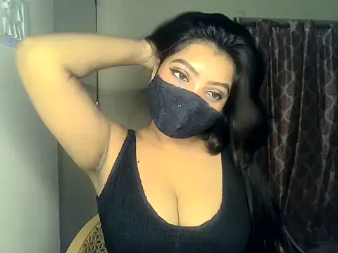 Snapshot of ishi_Beauty chatting on 6, 10, 2025 ishi Beauty online show from 6, 10, 2025