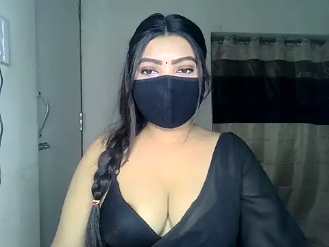 Snapshot of ishi_Beauty chatting on 29, 4, 2026 ishi Beauty online show from 29, 4, 2026