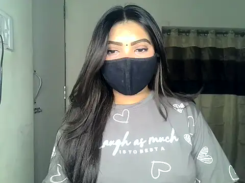 Snapshot of ishi_Beauty chatting on 25, 5, 2026 ishi Beauty online show from 25, 5, 2026