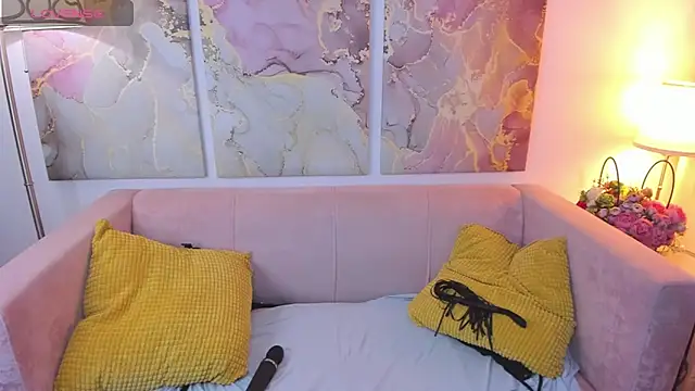 RachelPirce online show from 28, 1, 2025