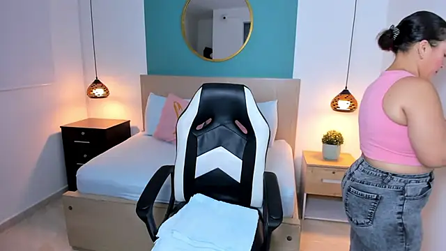 Snapshot of linda_rios_ chatting on 20, 12, 2024 linda rios online show from 20, 12, 2024