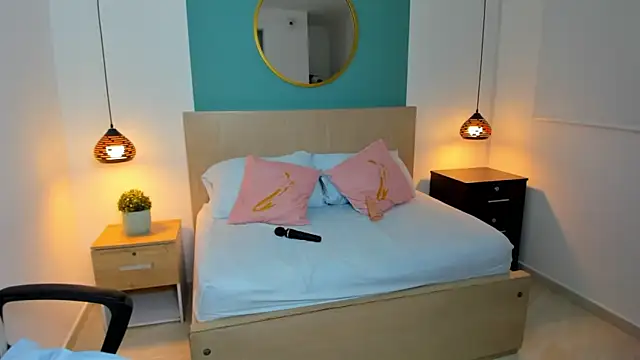 Snapshot of linda_rios_ chatting on 24, 12, 2024 linda rios online show from 24, 12, 2024