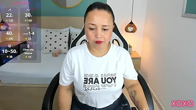 Snapshot of linda_rios_ chatting on 10, 3, 2025 linda rios online show from 10, 3, 2025