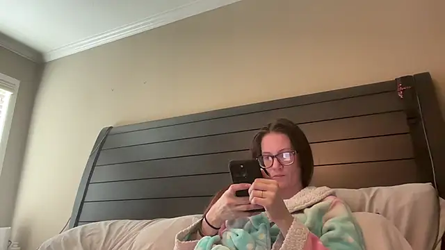 yourstrulylivy69 online show from 11, 1, 2025