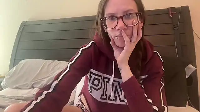 yourstrulylivy69 online show from 23, 1, 2025