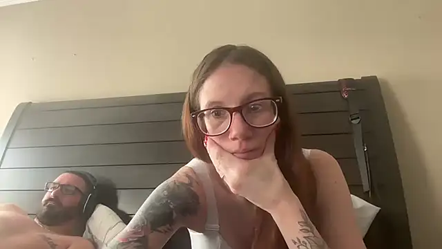 yourstrulylivy69 online show from 13, 2, 2025