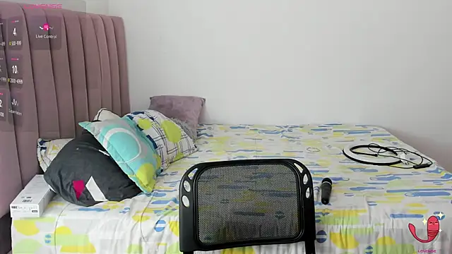 Snapshot of abby_95 chatting on 8, 1, 2025 abby 95 online show from 8, 1, 2025