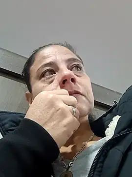 sasi luna online show from 26, 10, 2025