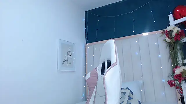 africa holmes online show from 6, 3, 2025