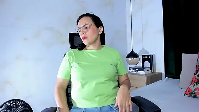 africa holmes online show from 15, 3, 2025