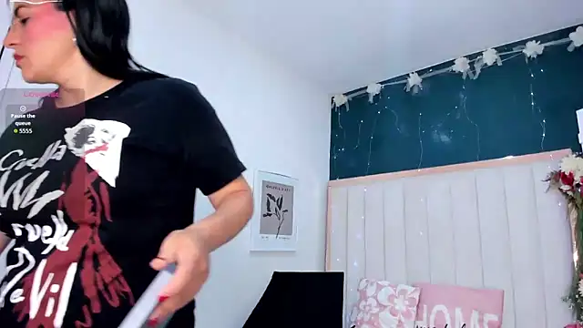 africa holmes online show from 23, 11, 2025