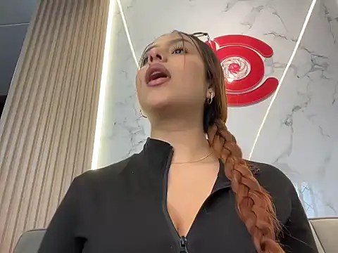 Snapshot of julivali chatting on 20, 10, 2025 julivali online show from 20, 10, 2025