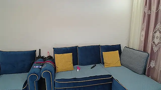 PurrrfectMiko online show from 10, 9, 2025