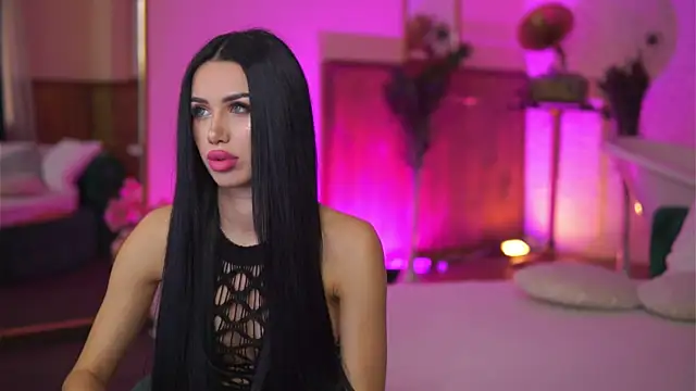 Jenna Day online show from 3, 2, 2025