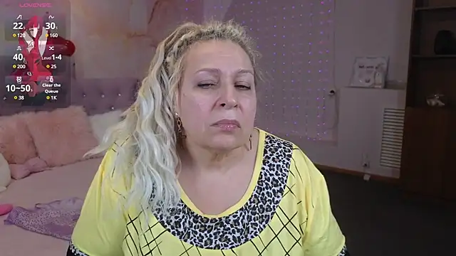 Penelope Pinky online show from 11, 2, 2025